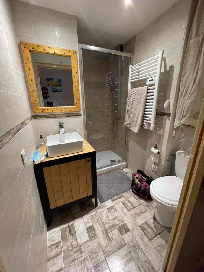 Les Fontanilles Odeillo Chalet 60 Wifi & Parking Gratuit Expose Plein Sud & Plein Pied , Draps & Serviettes De Toilettes Non Inclus, Sabanas Y Toallas No Incluidos Zewnętrze zdjęcie